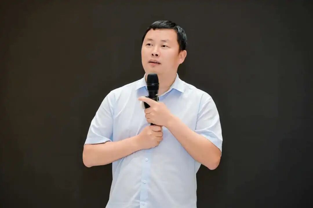 喜报 ！贾飞校友荣获第十六批“四川省学术和技术带头人”称号